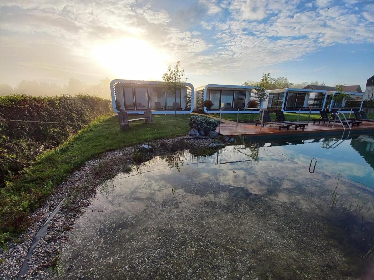 Glamping Malerič Hotel Dragatuš Eksteriør billede