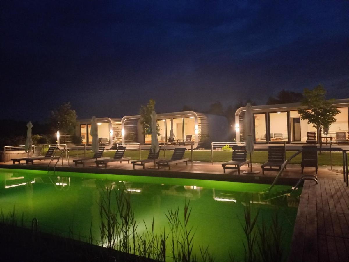 Glamping Malerič Hotel Dragatuš Eksteriør billede