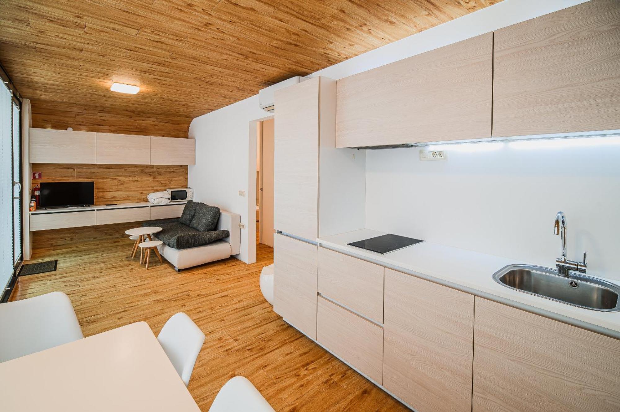 Glamping Malerič Hotel Dragatuš Eksteriør billede
