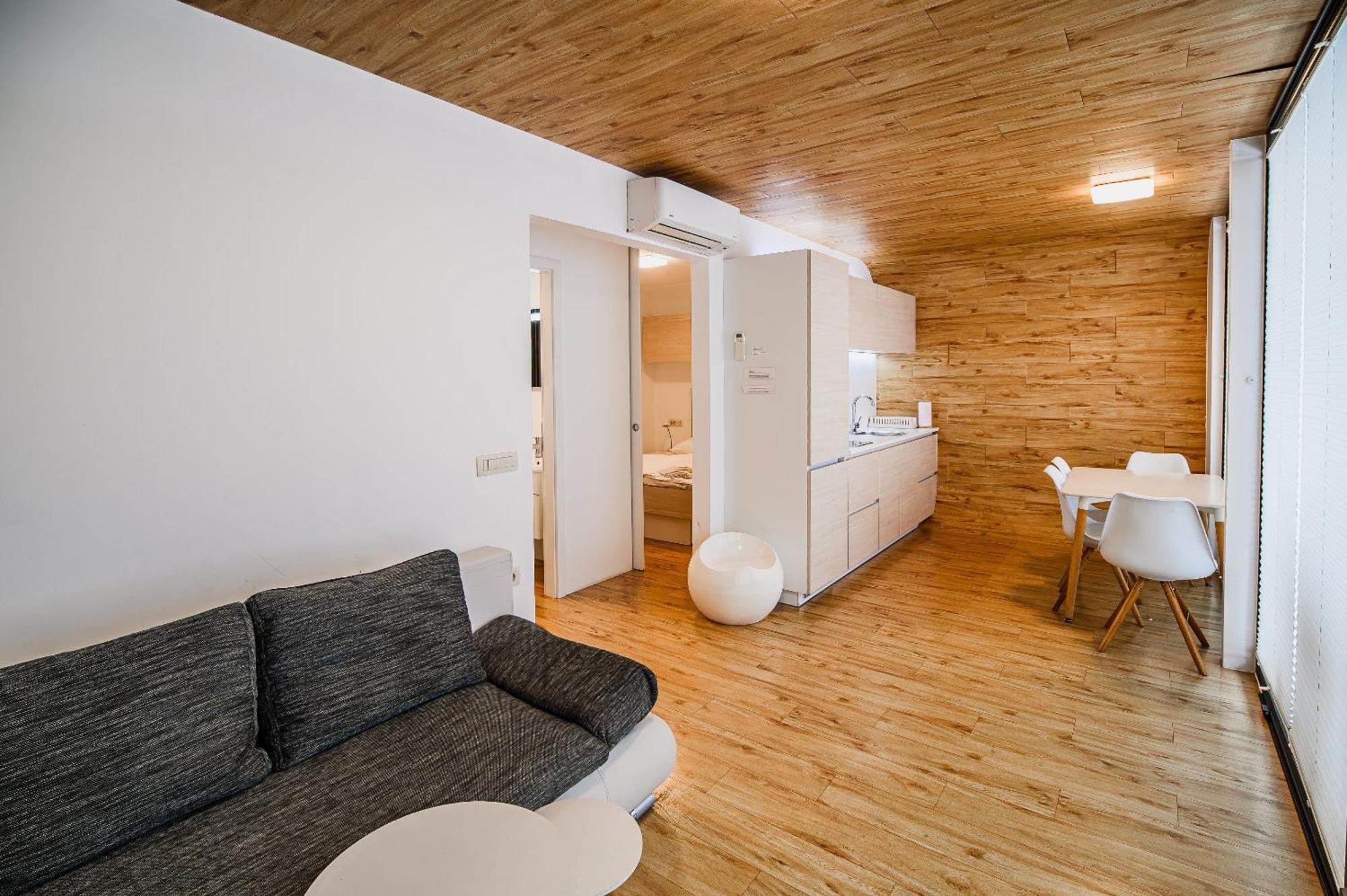 Glamping Malerič Hotel Dragatuš Eksteriør billede