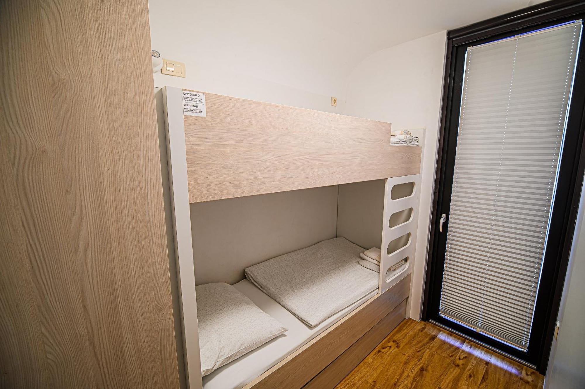 Glamping Malerič Hotel Dragatuš Eksteriør billede